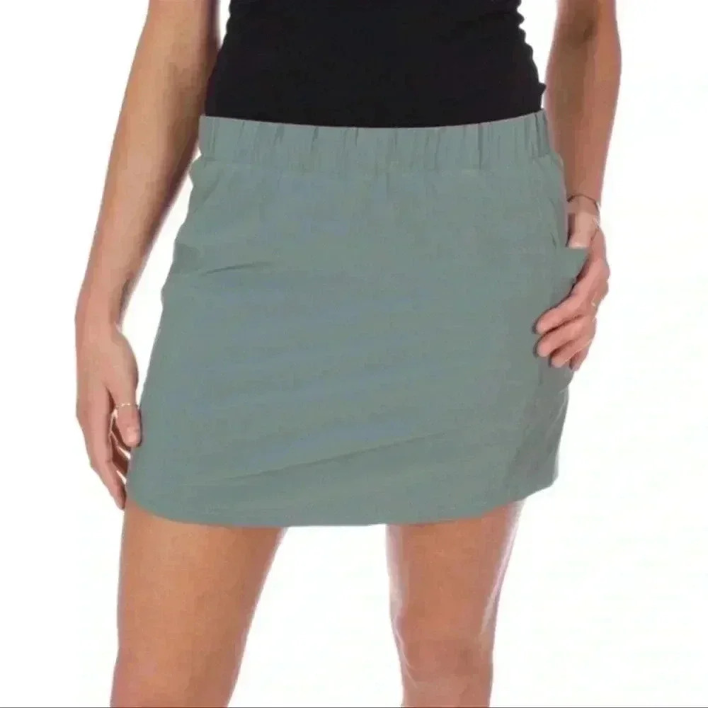 3/$10 Patagonia Athletic Hiking Skort